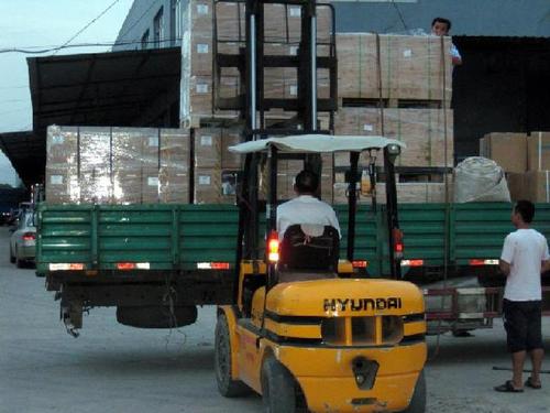 憑祥至越南貨運專線 高效便捷的貨物進(jìn)出口通道